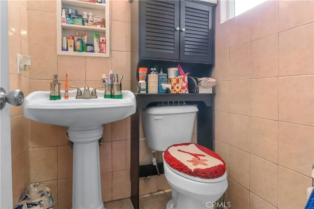 Additional image 15 of 1718 W 166th St, Compton, CA 90220