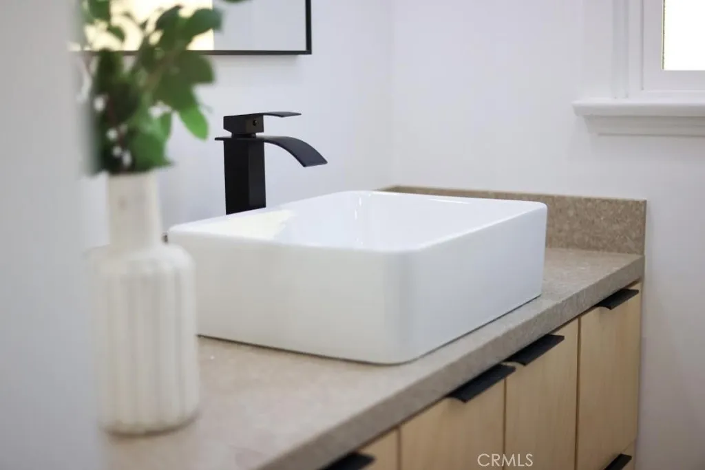 Additional image 99 of 11804 Atkinson Ave, Hawthorne, CA 90250