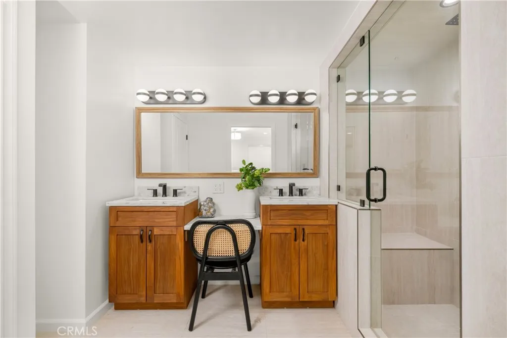 Additional image 53 of 370 E 19th St, Costa Mesa, CA 92627