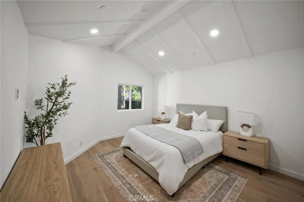 Additional image 88 of 14328 Emelita Street, Sherman Oaks, CA 91401