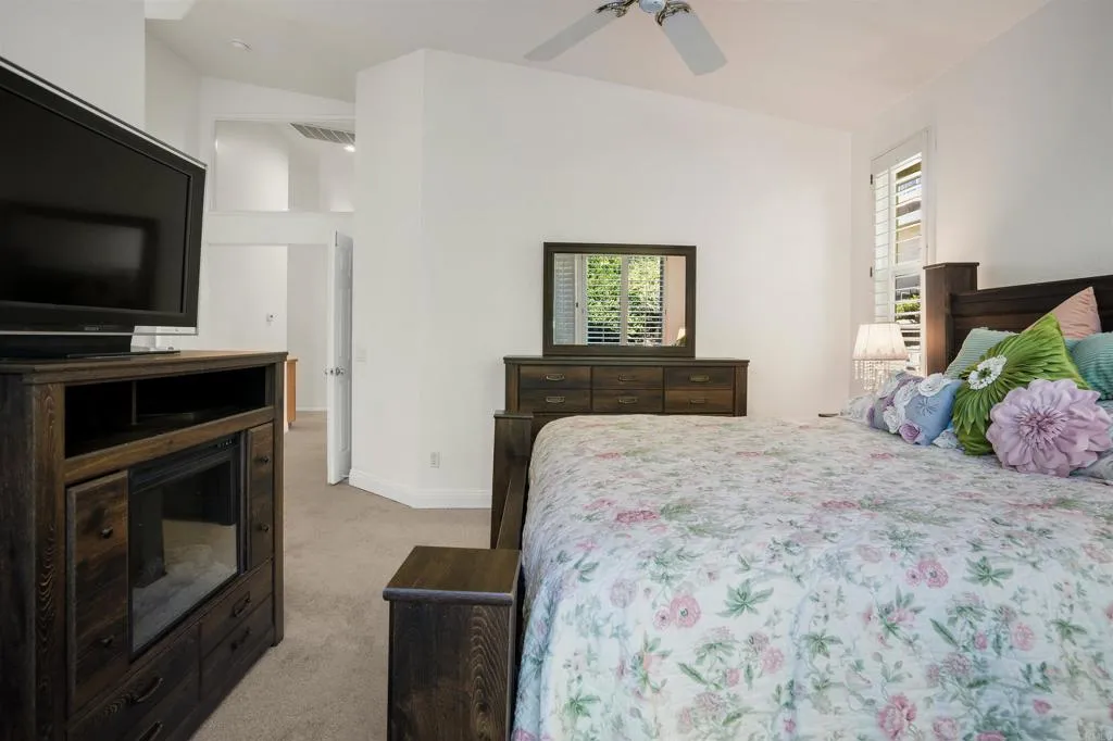 Additional image 73 of 1 Corte Rossa, Lake Elsinore, CA 92532