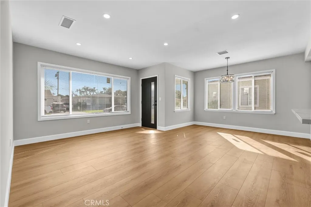 Additional image 32 of 1913 N Castlegate Ave, Compton, CA 90221