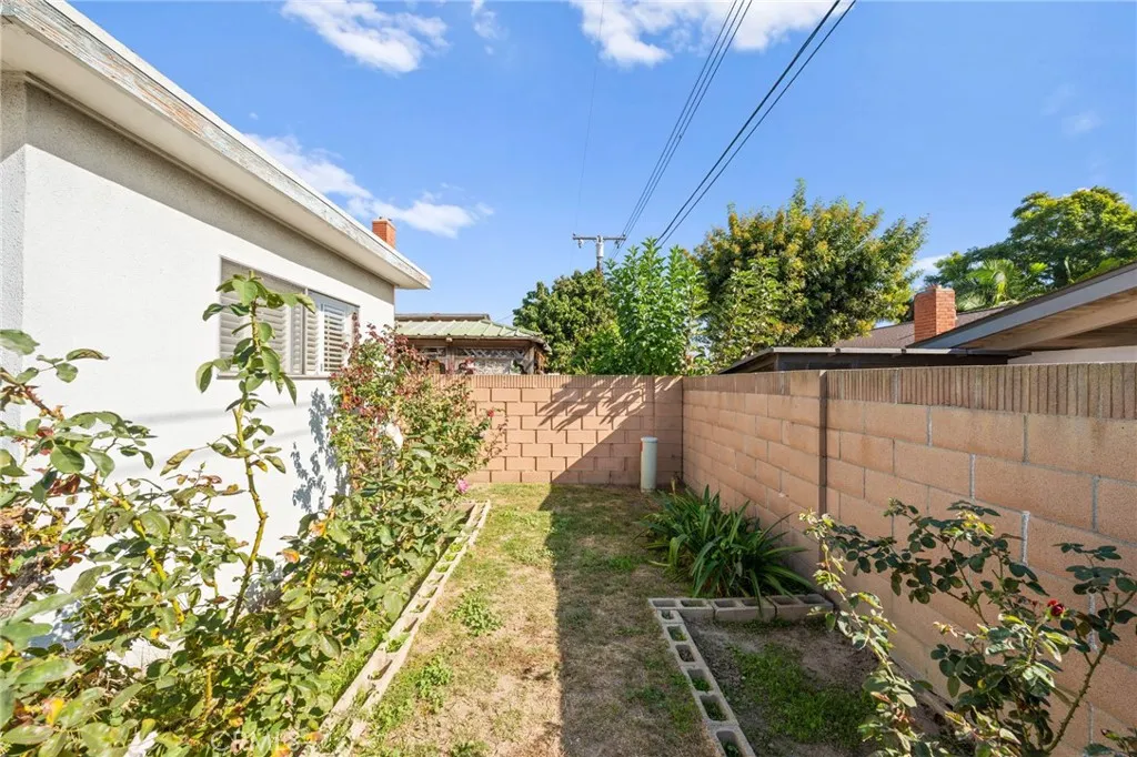 Additional image 59 of 2040 W Glenwood Pl, Santa Ana, CA 92704