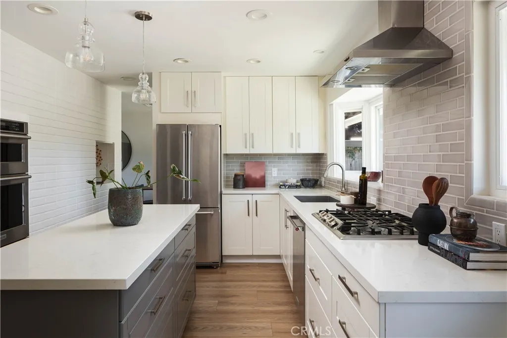 Additional image 34 of 1136 Highland Dr, Newport Beach, CA 92660