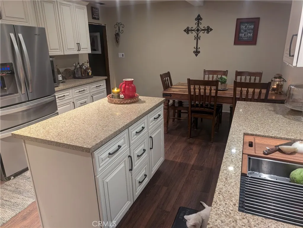 Additional image 4 of 815 E Magnolia Blvd, Burbank, CA 91501