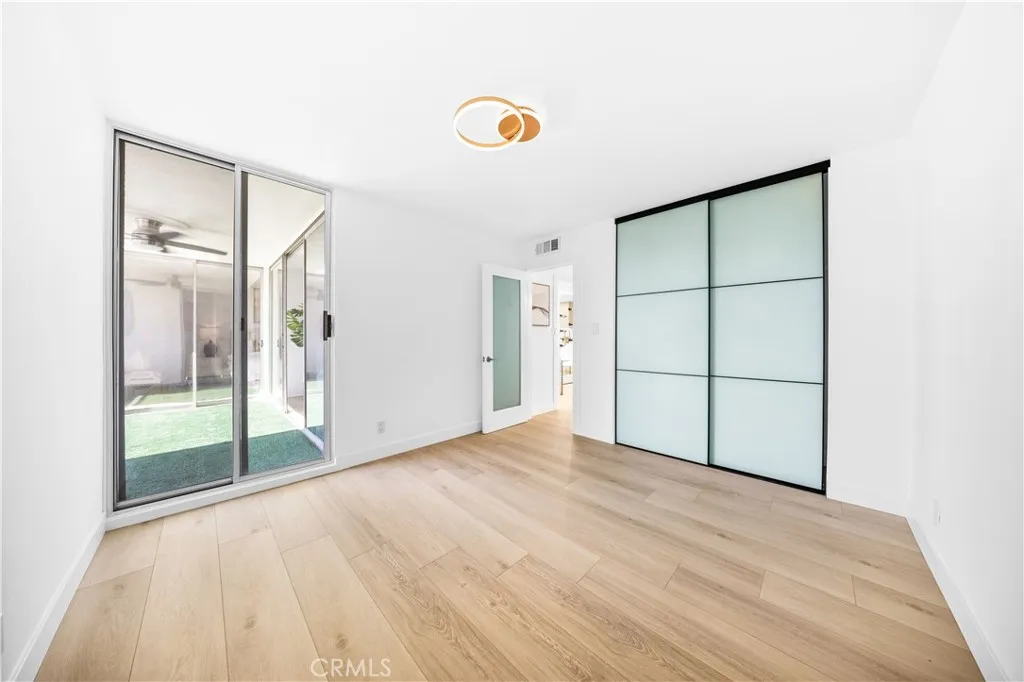 Additional image 25 of 1550 N Laurel Avenue N Unit 203, Los Angeles, CA 90046