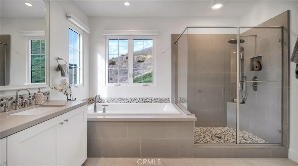 Additional image 83 of 343 Paradiso, Irvine, CA 92602