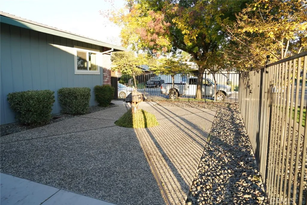 Additional image 5 of 3317 Moonview Dr, Ceres, CA 95307