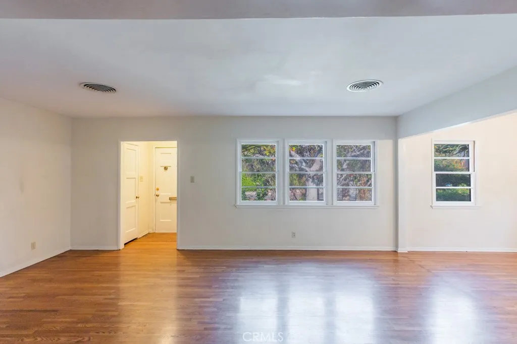 Additional image 90 of 12500 Martha St, Valley Village, CA 91607