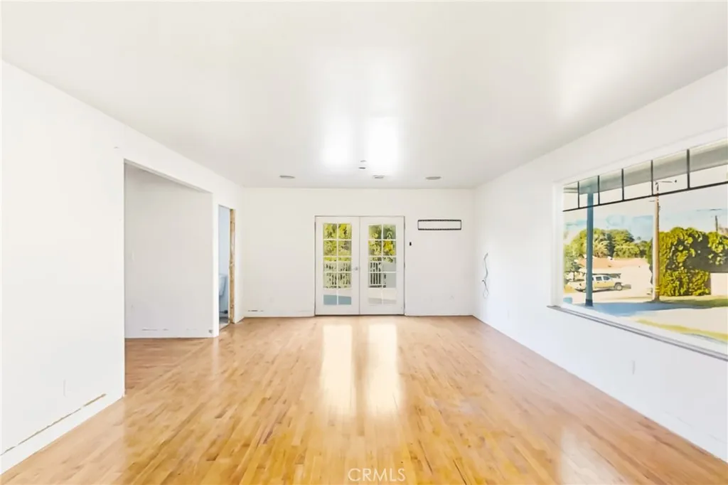 Additional image 44 of 261 E Crescent Avenue, Redlands, CA 92373