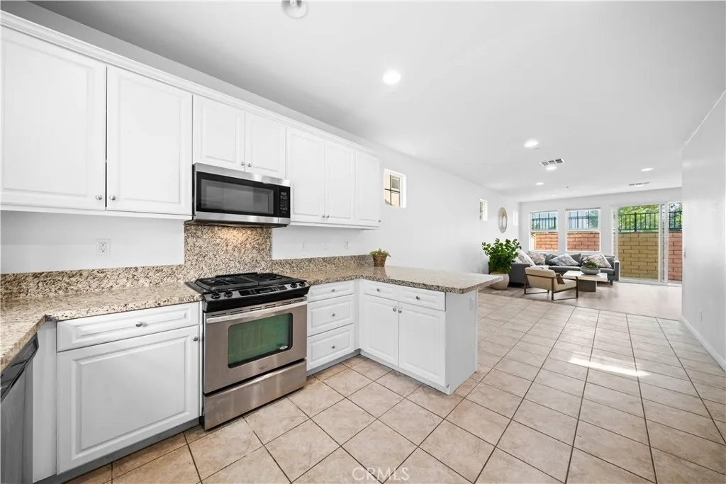 Additional image 7 of 2927 E Via terrano, Ontario, CA 91764