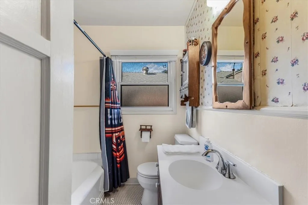 Additional image 16 of 19612 Schoolcraft, Reseda, CA 91335