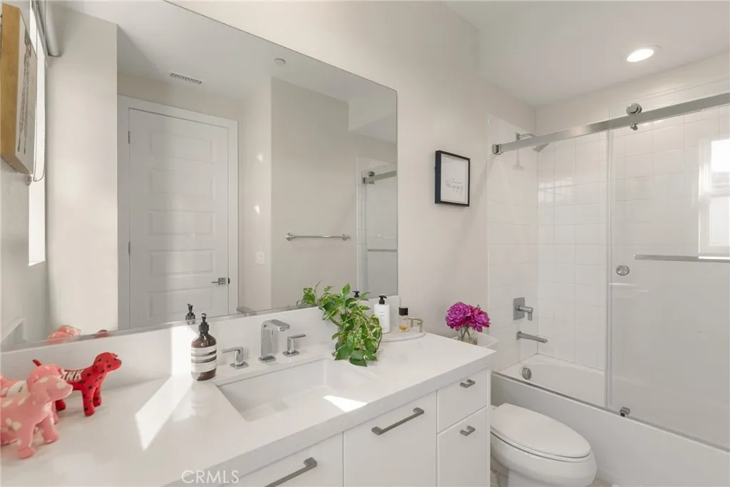 Additional image 94 of 11773 N Greenwood Dr, Porter Ranch, CA 91326