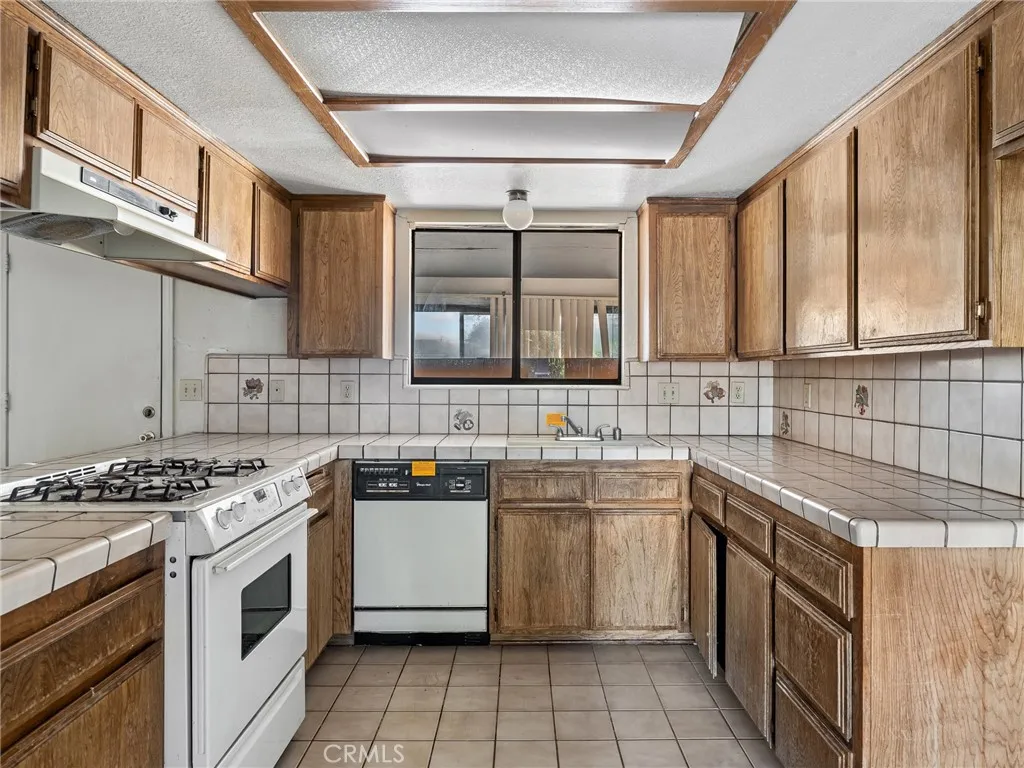 Additional image 20 of 14669 La Brisa, Victorville, CA 92392