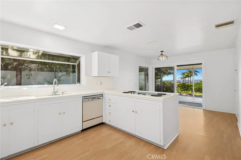 Additional image 56 of 1727 Galatea Terrace, Corona Del Mar, CA 92625