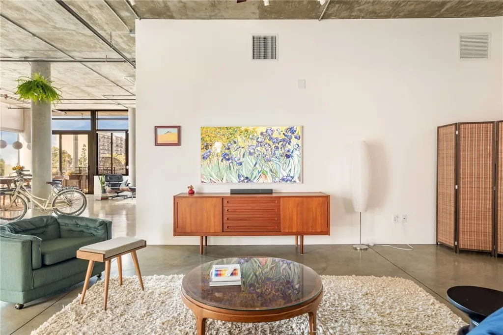 Additional image 8 of 835 Locust Avenue Unit 519, Long Beach, CA 90813