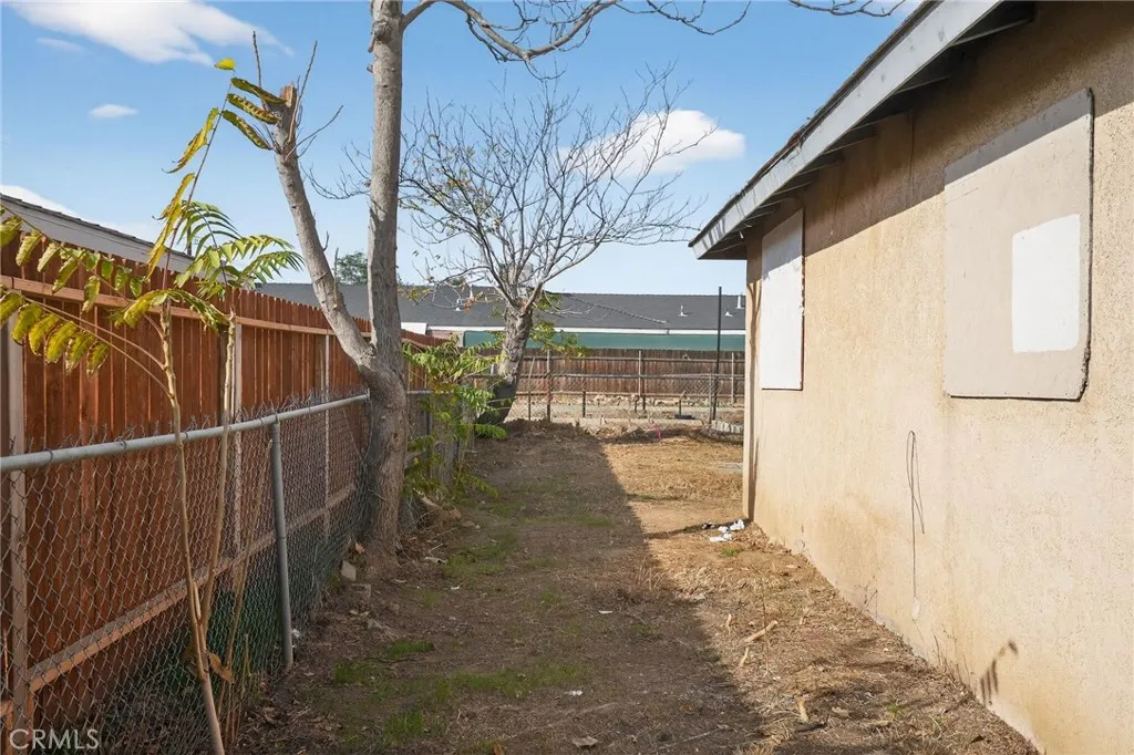 Additional image 36 of 420 Robinson, Bakersfield, CA 93305