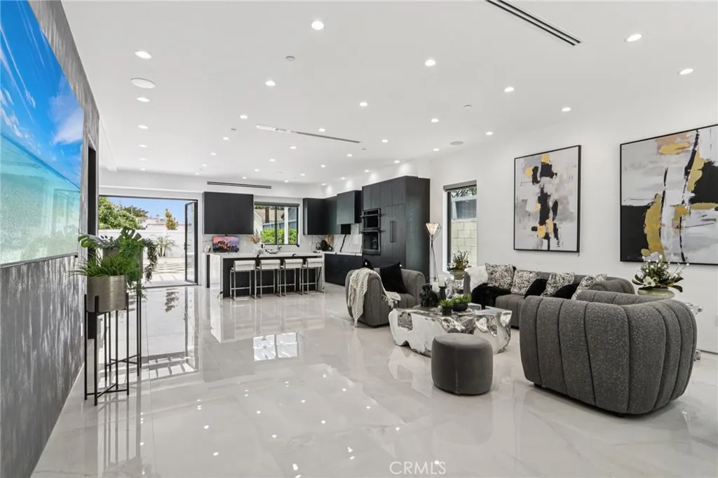 Additional image 8 of 2227 N Lamer Street, Burbank, CA 91504