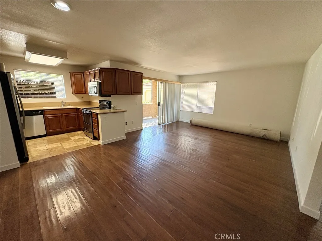 Additional image 42 of 2500 San Gabriel Way Unit 107, Corona, CA 92882