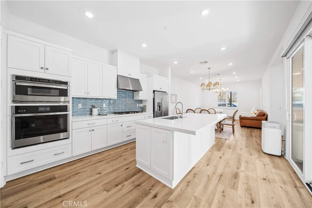 Additional image 39 of 106 Culture, Irvine, CA 92618