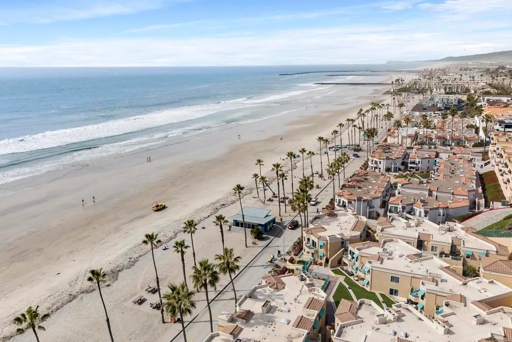 Property image for 400 N The Strand Unit 27, Oceanside, CA 92054