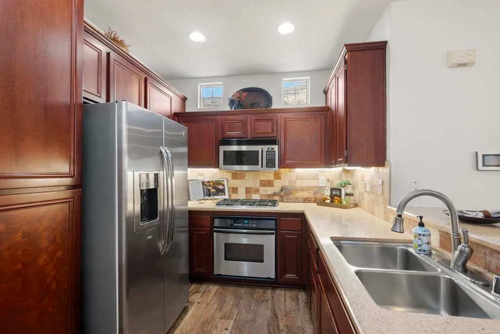 Additional image 89 of 2753 Bellezza Dr, San Diego, CA 92108