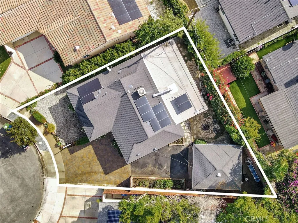 Additional image 89 of 17232 Elkwood St, Lake Balboa, CA 91406