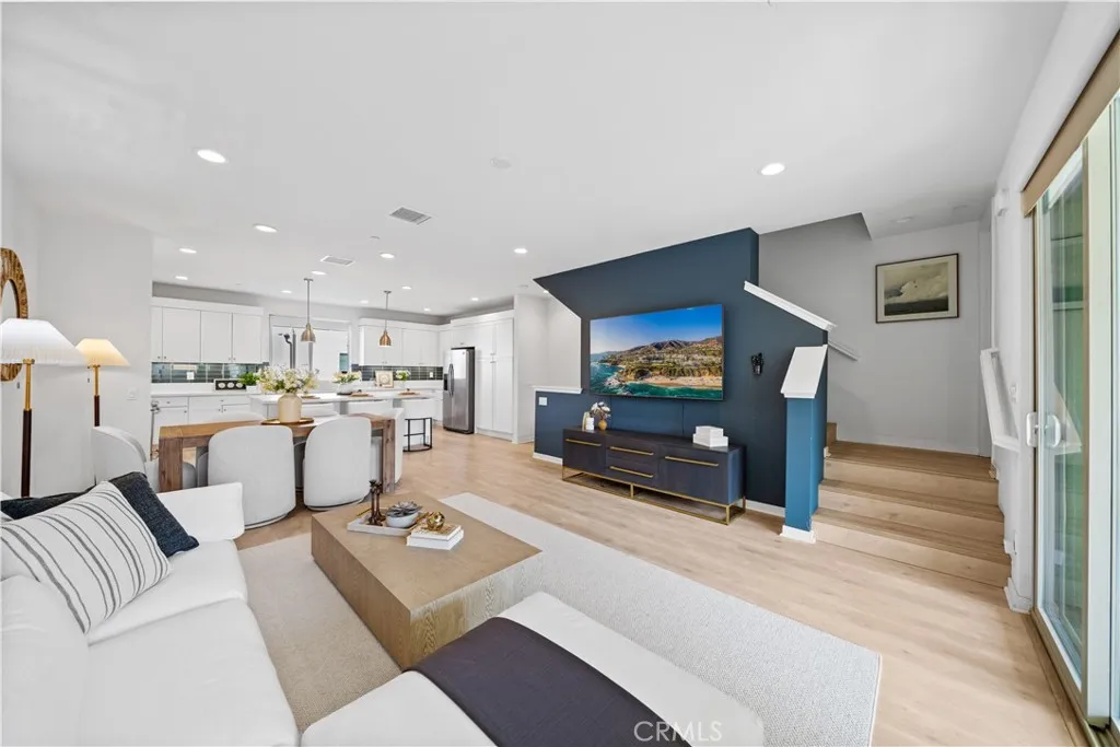 Additional image 25 of 115 Episode, Irvine, CA 92618