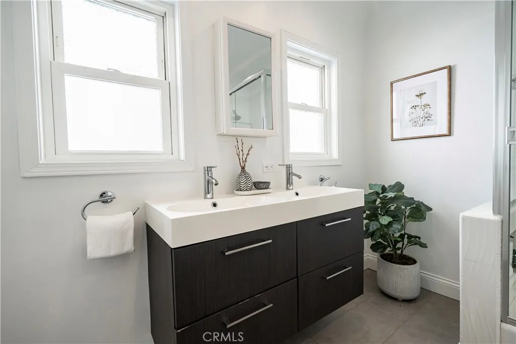 Additional image 86 of 108 Roycroft Avenue, Long Beach, CA 90803