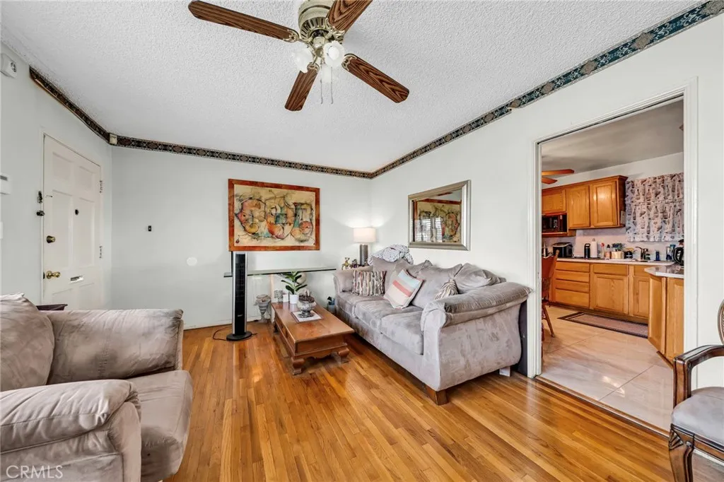 Additional image 8 of 1410 W School St, Compton, CA 90220