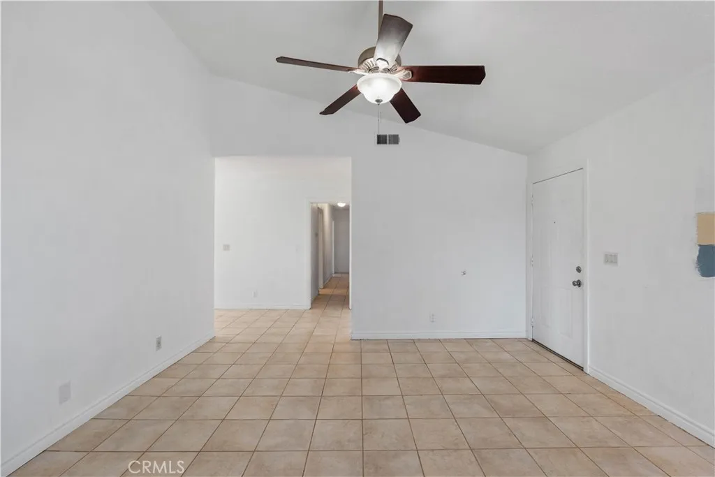 Additional image 5 of 18891 Shoshonee Road, Apple Valley, CA 92307