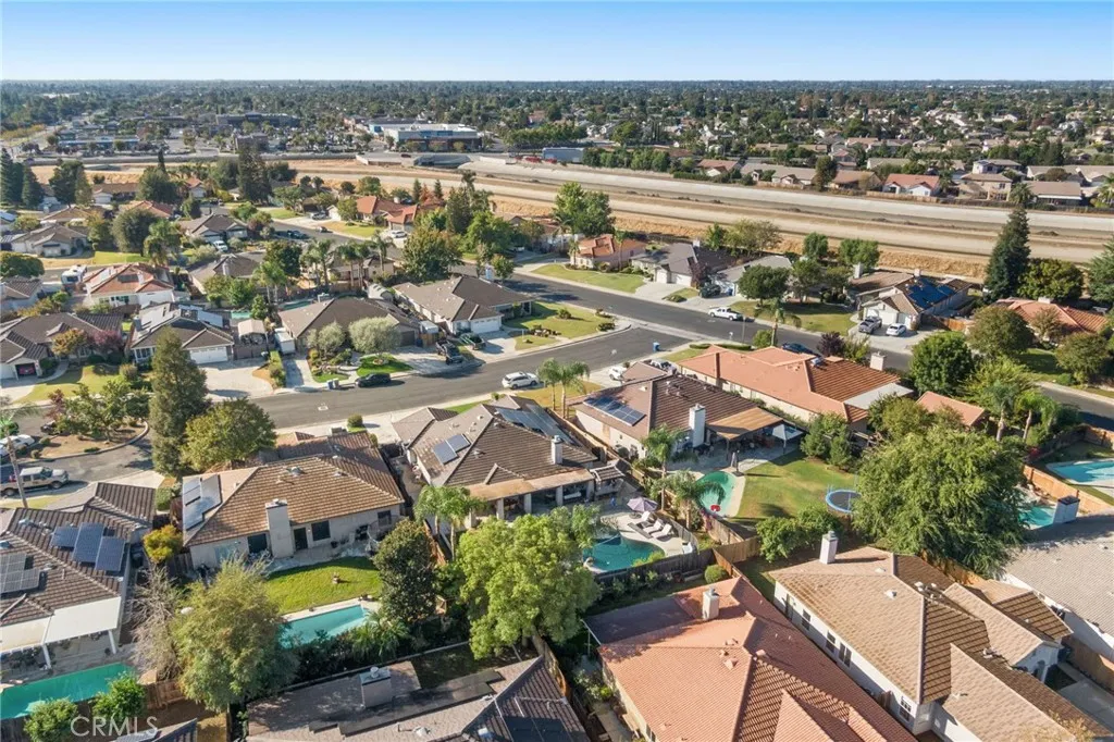 Additional image 32 of 9804 Anaparno Ct, Bakersfield, CA 93312