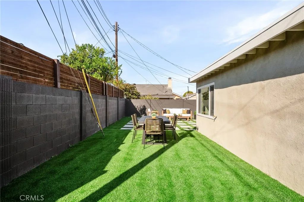 Additional image 76 of 17381 Meer Cir, Huntington Beach, CA 92647