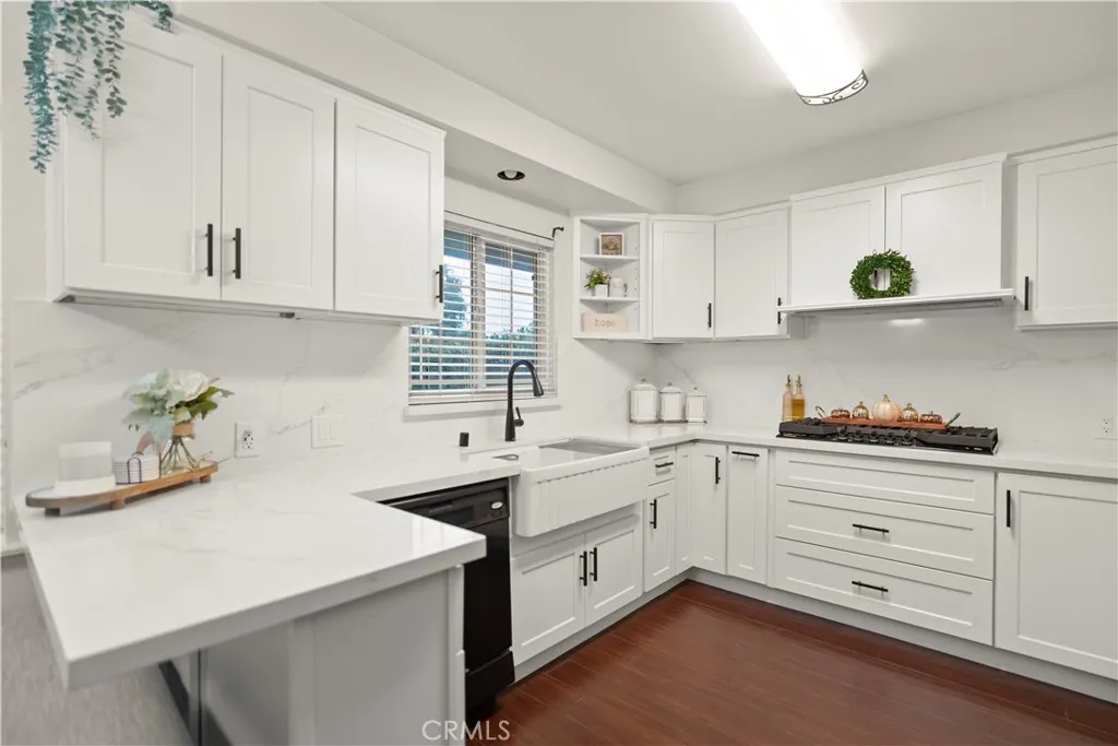 Additional image 26 of 1811 Country Club Dr, Bakersfield, CA 93306