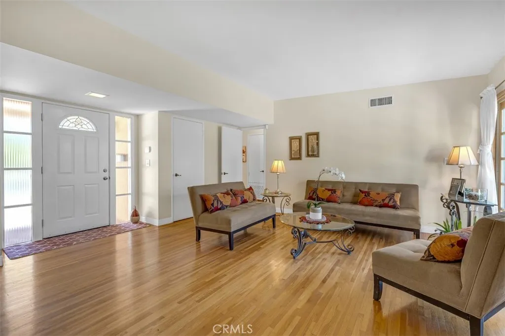 Additional image 8 of 11435 Gothic, Granada Hills, CA 91344