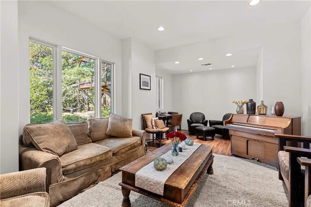 Additional image 7 of 5150 Gloria Avenue, Encino, CA 91436