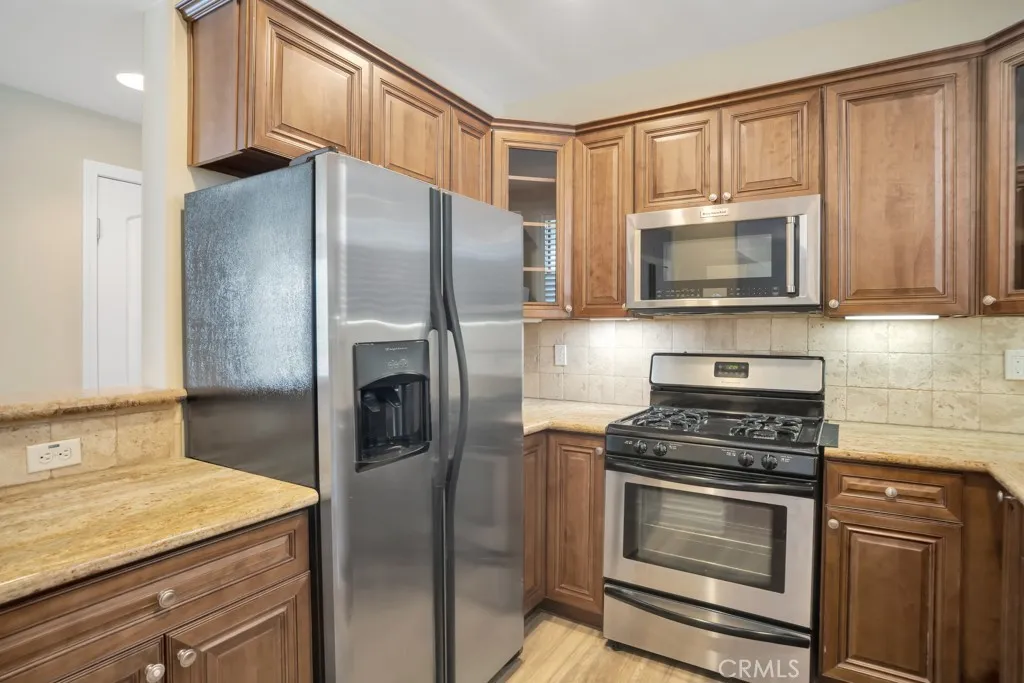 Additional image 20 of 4724 Kester Unit 410, Sherman Oaks, CA 91403