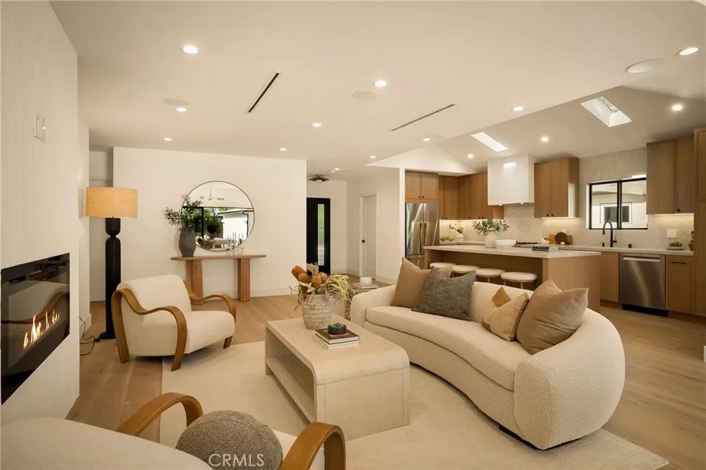 Additional image 5 of 5444 Morella Ave, Valley Village, CA 91607