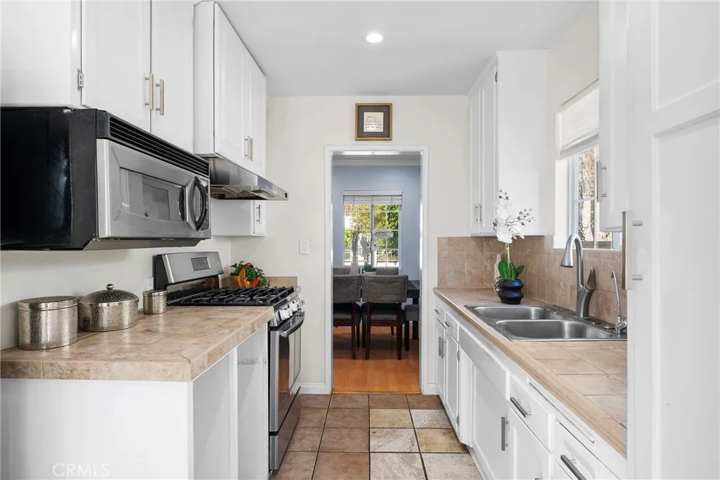 Additional image 7 of 16154 Gilmore, Van Nuys, CA 91406