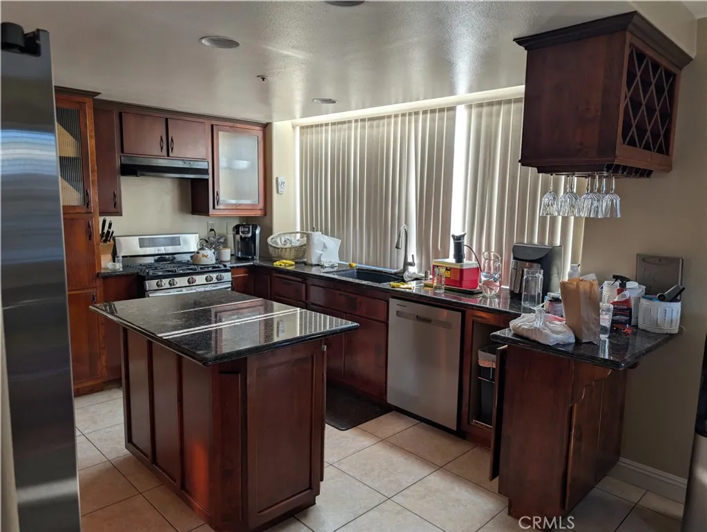 Additional image 46 of 13437 Chrystal Court, Fontana, CA 92336