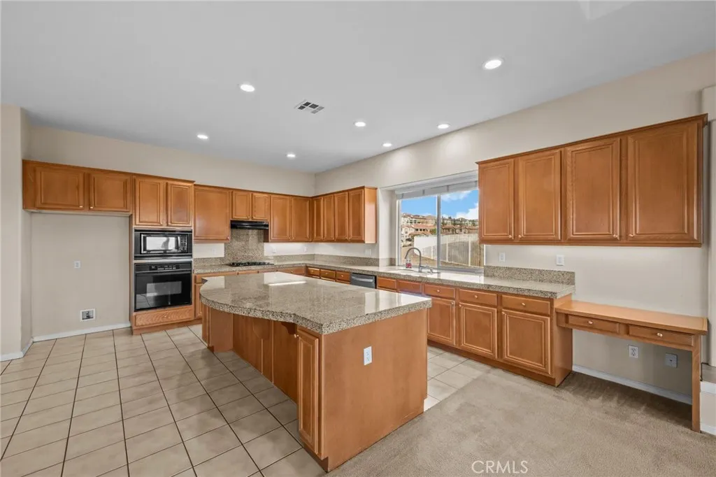 Additional image 72 of 101 Via De La Valle, Lake Elsinore, CA 92532