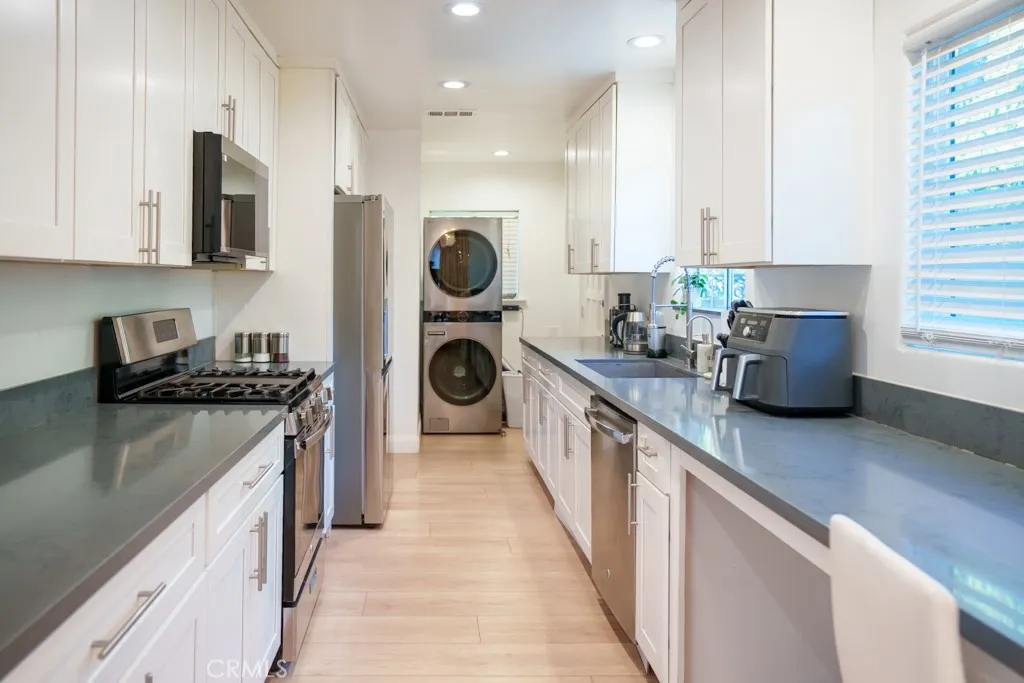 Additional image 30 of 15500 Chatsworth Street, , CA 91345