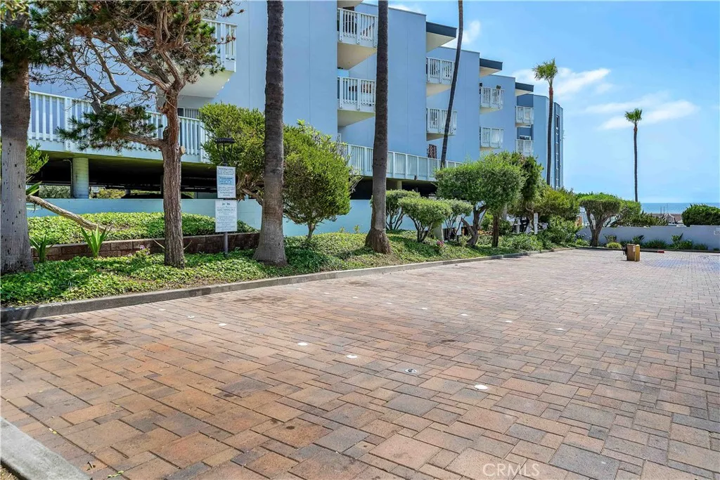 Additional image 45 of 640 The Village Unit 201, Redondo Beach, CA 90277