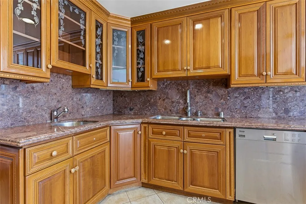 Additional image 49 of 56 N Arroyo Blvd, Pasadena, CA 91105