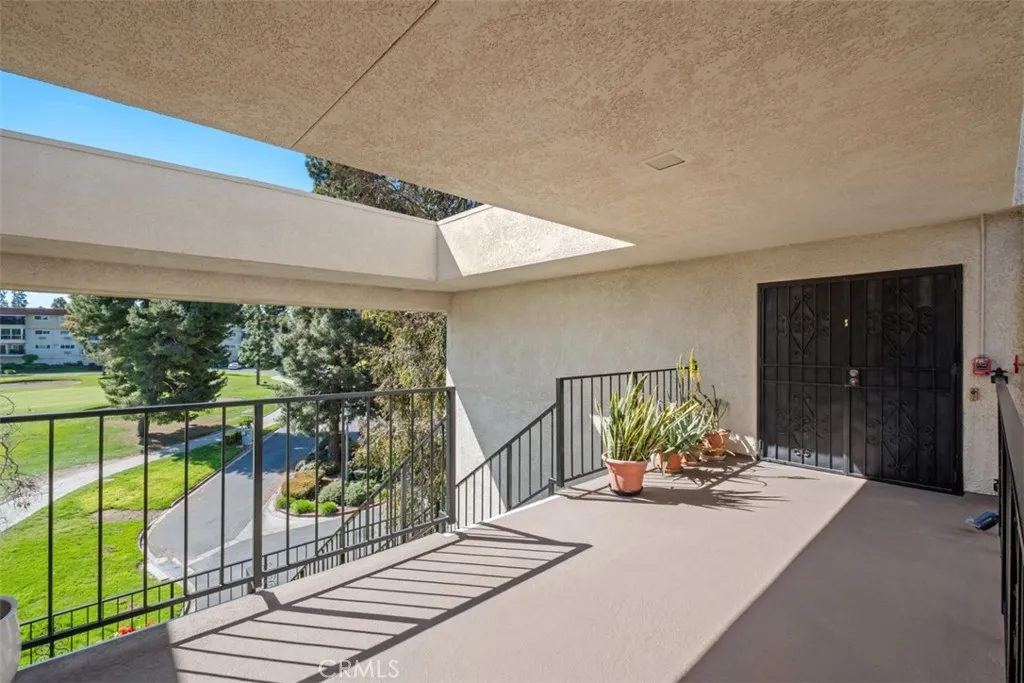 Additional image 37 of 2388 W Via Mariposa Unit 3E, Laguna Woods, CA 92637