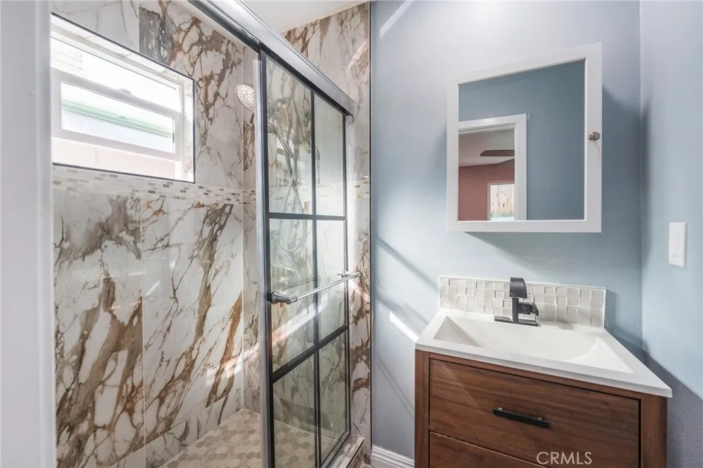 Additional image 19 of 1680 S Rimpau Boulevard, Los Angeles, CA 90019