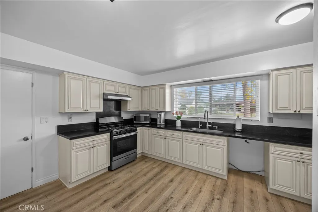 Additional image 10 of 1021 S Lolita St, West Covina, CA 91791