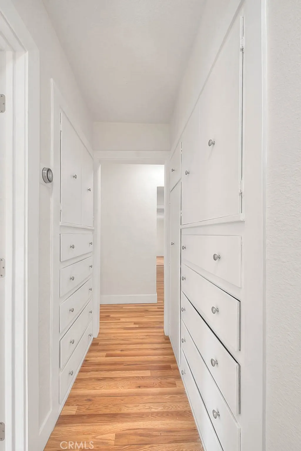 Additional image 40 of 547 W 106th St, Los Angeles, CA 90044