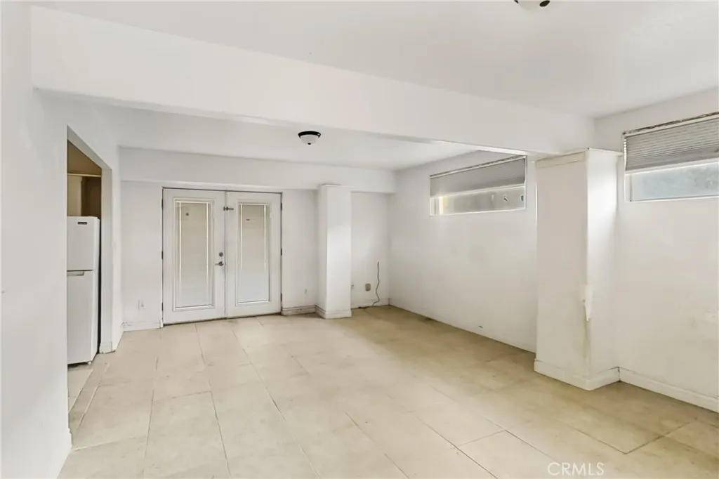 Additional image 28 of 261 E Crescent Avenue, Redlands, CA 92373