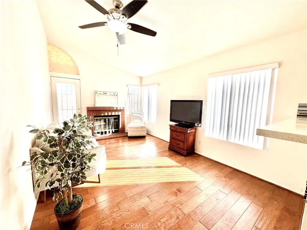 Additional image 31 of 12709 Gaines St, Victorville, CA 92392